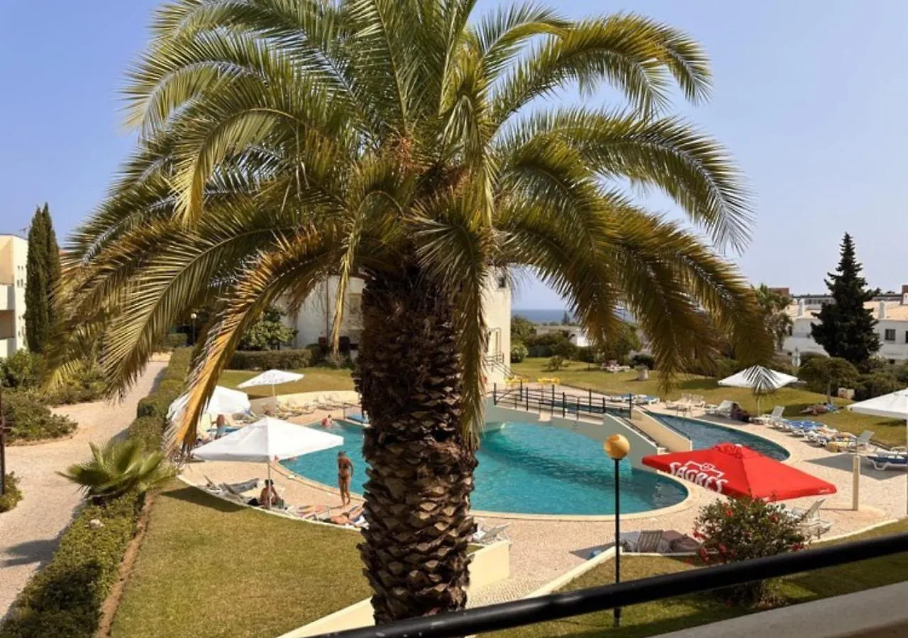 Apartamento Clube Alvorferias T3 - 212 - Vista Piscina E Mar